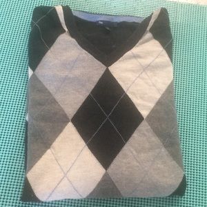 Gap sleeveless vest